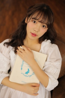 把腿杠起横冲直撞